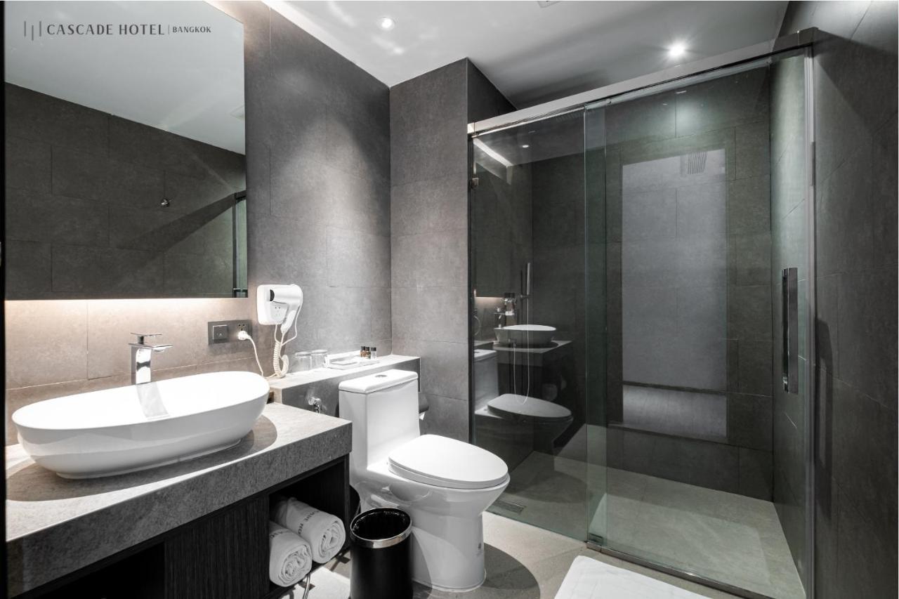 Отель Cascade 4*